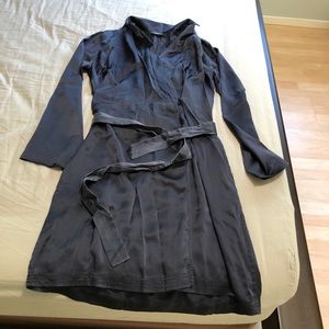 La perla 100% silk night robe